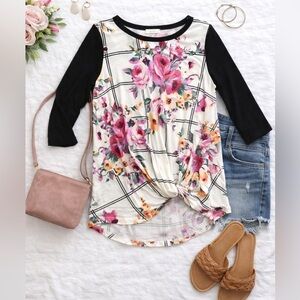 Oddy Floral Twist Front Top | 3/4 Sleeve High Low Blouse